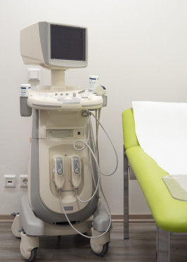 Behandlungszimmer Arztpraxis Dr. Gudrun Simon